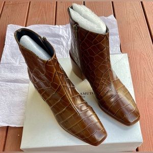 Vince Camuto Brown Croc Print Boots